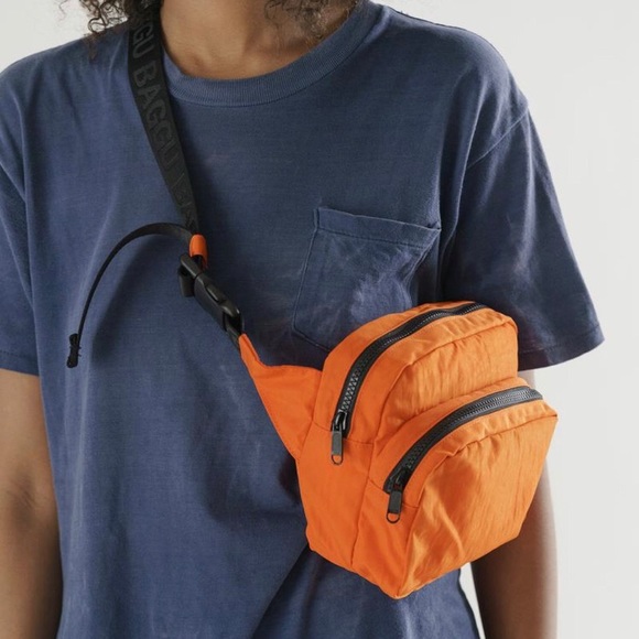 fanny pack baggu